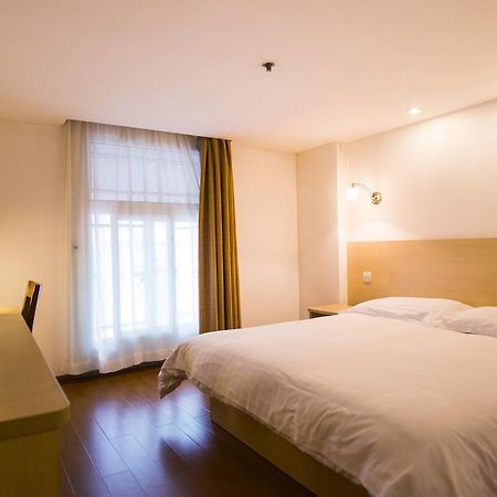 Motel Chongqing Jiefangbai Hongyadong Pedestrian Street Экстерьер фото