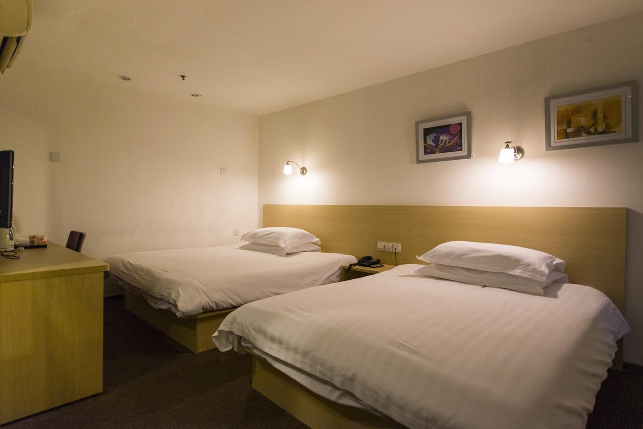 Motel Chongqing Jiefangbai Hongyadong Pedestrian Street Экстерьер фото