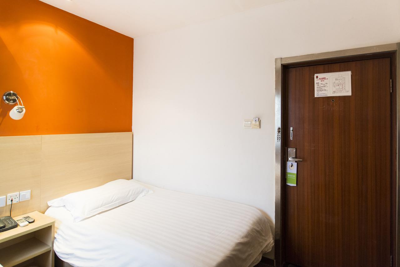 Motel Chongqing Jiefangbai Hongyadong Pedestrian Street Экстерьер фото